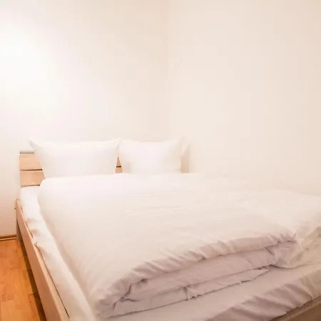 Cosy, Fully Furnished And Modern Flat At The Edge Of The Forest דירה ווינטרברג